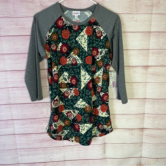LulaRoe NWT Randy T-Shirt Size Medium - Picture 5 of 5